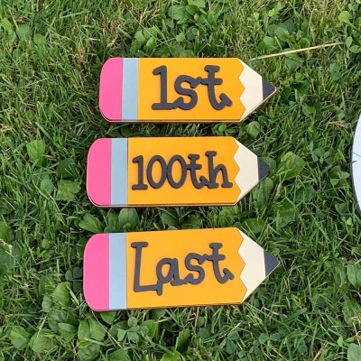 Personalized First/100th/Last Day of School Sign Photo Prop Interchangeable Back to School Sign For Kids Gift